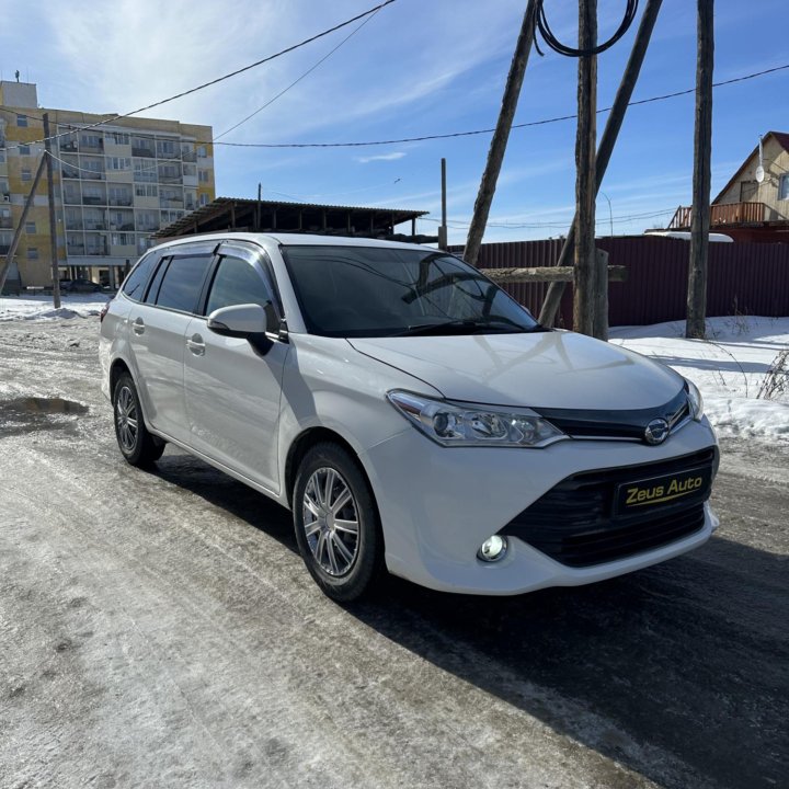 Toyota Corolla, 2015