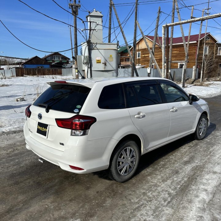 Toyota Corolla, 2015