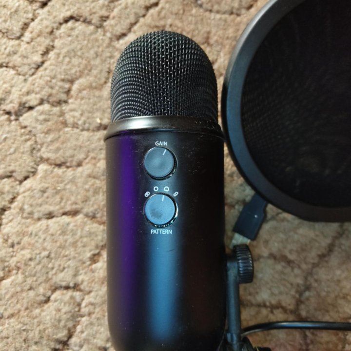 Blue yeti blackout