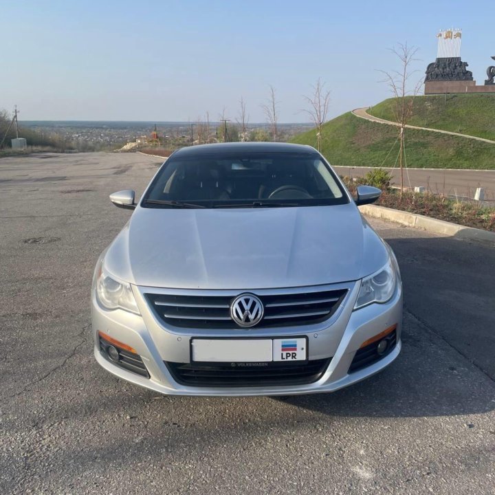 Volkswagen Passat CC, 2010