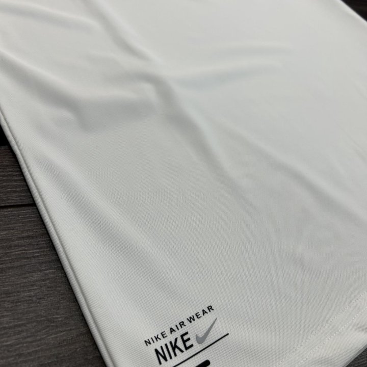 Футболка Nike