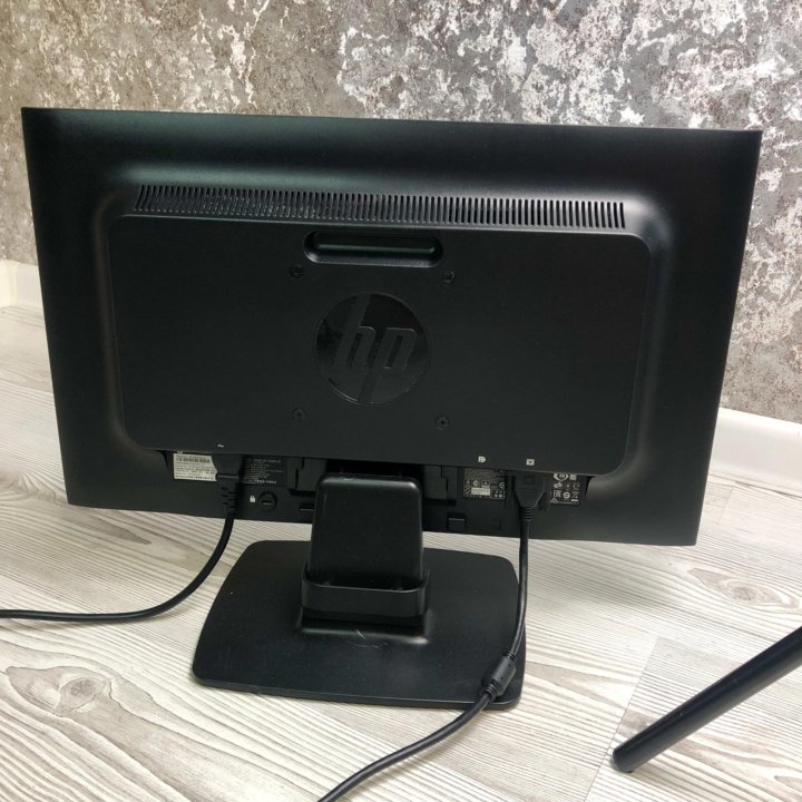 Монитор HP 20 дюймов/рабочий/1600х900/HD