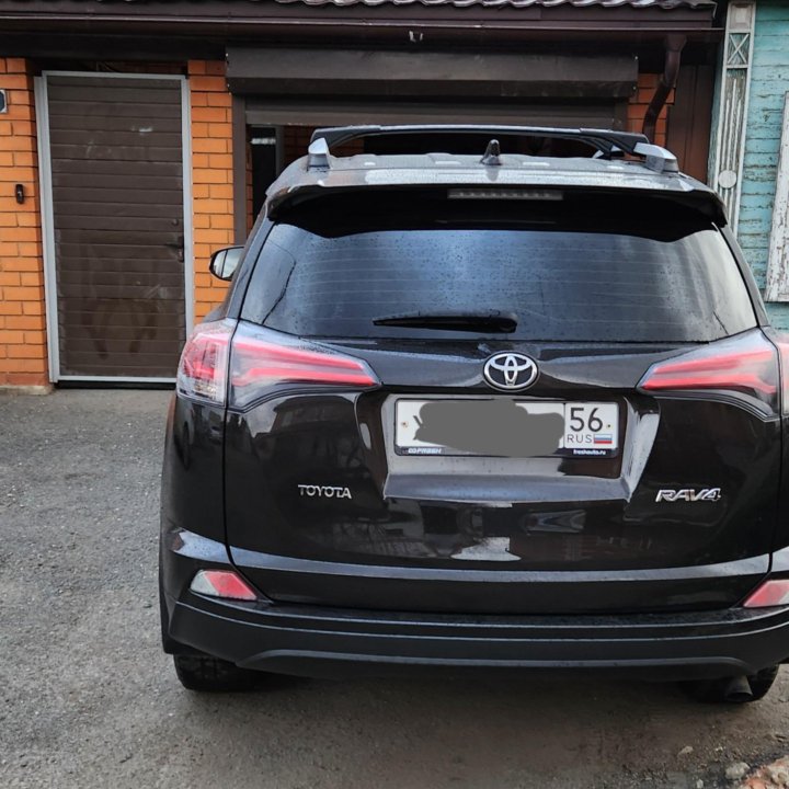 Toyota RAV4, 2016