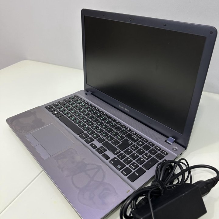 Ноутбуки разные Samsung np470