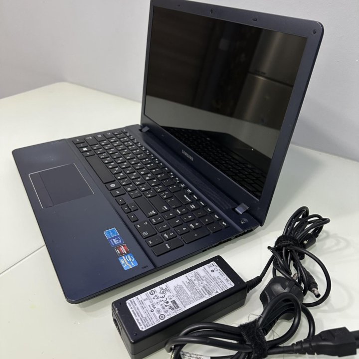 Ноутбуки разные Samsung np470