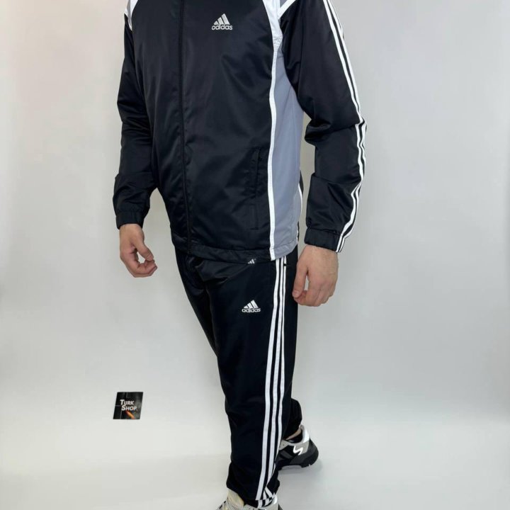 Мужской спортивный костюм Adidas