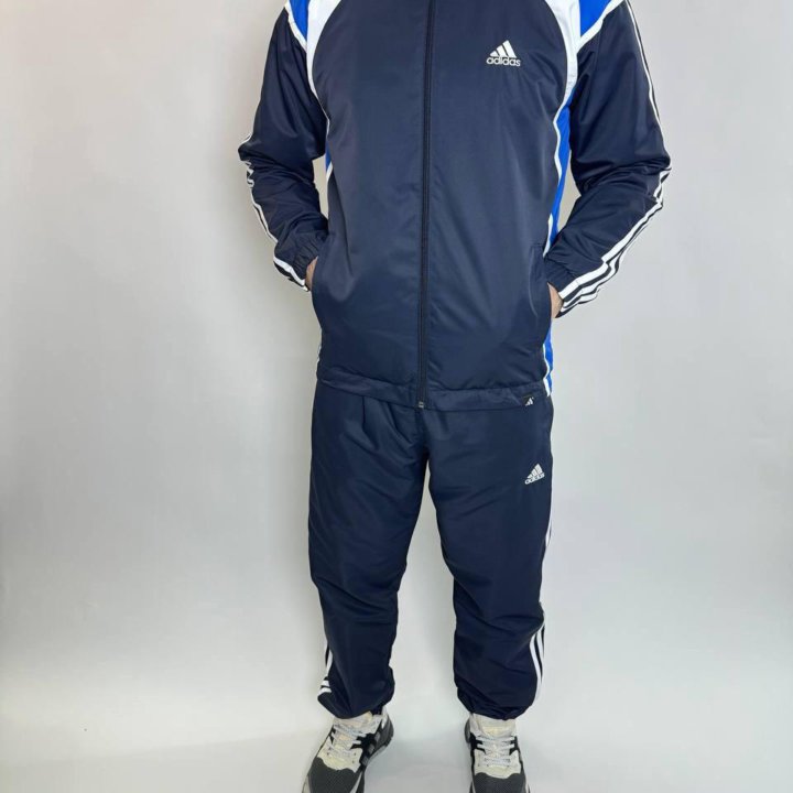 Спортивный костюм Adidas