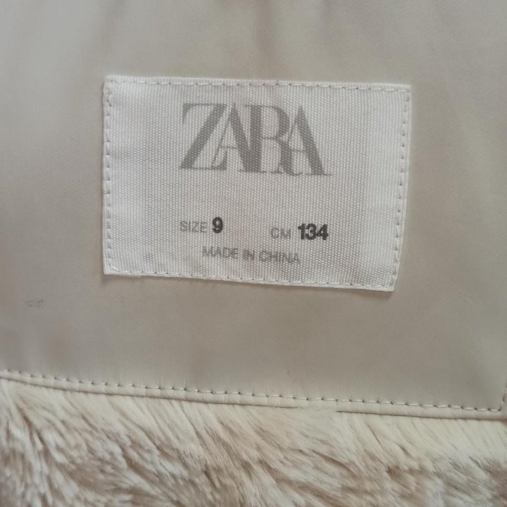 Парка для девочка ZARA,134