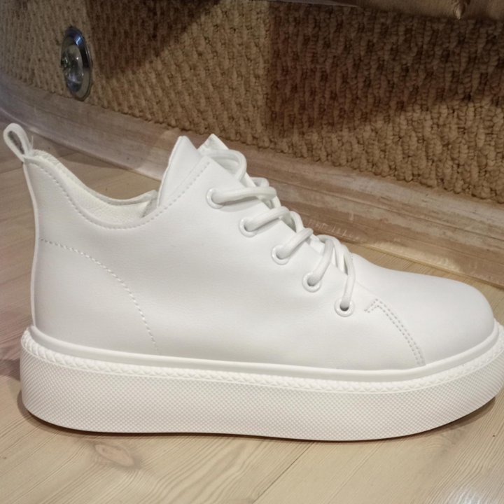 Обувь новая