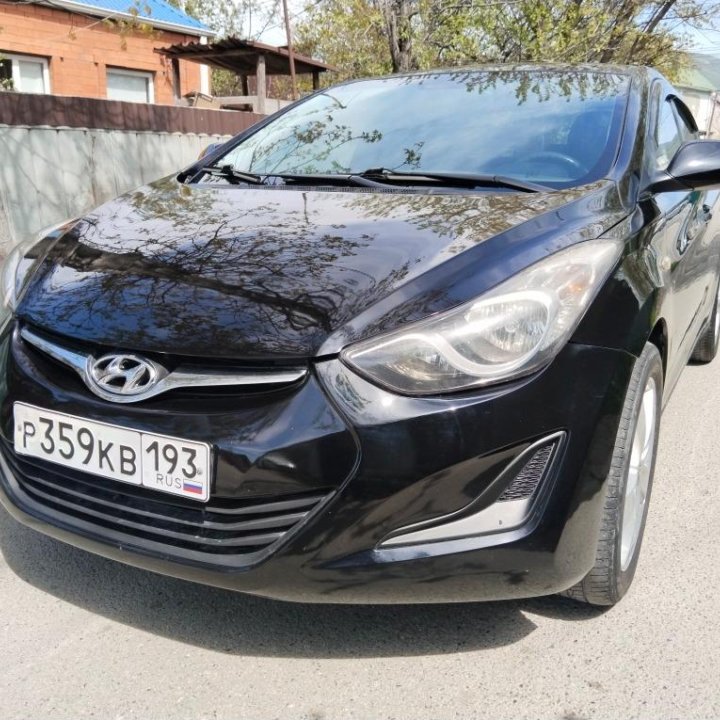 Hyundai Elantra, 2014