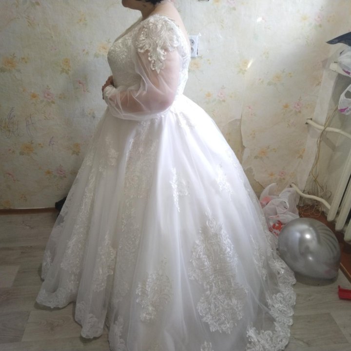 Свадебное платье