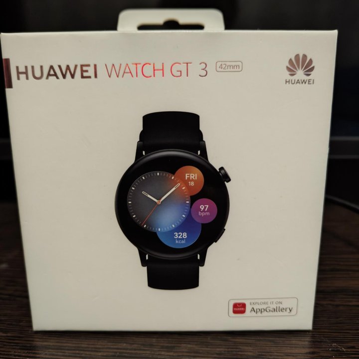 Huawei Watch Gt 3 42 мм и защитный чехол