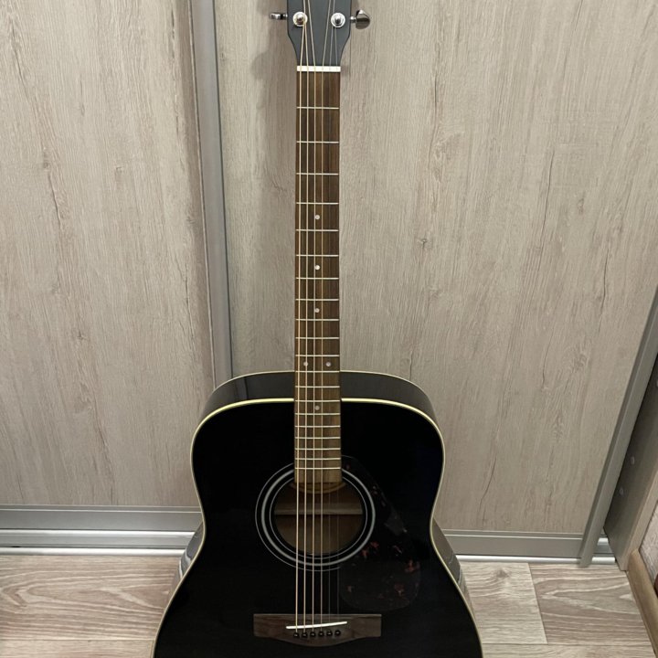 Гитара Yamaha F370