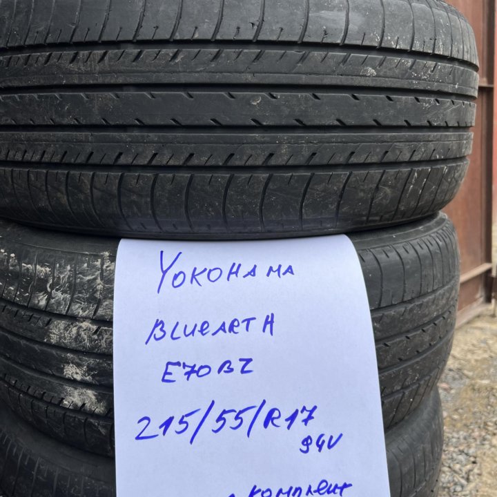 215 55 17 Yokohama Bluearth E70BZ лето комплект