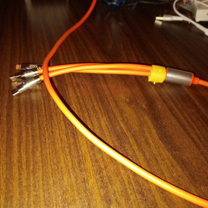 Тройной USB кабель для быстрой зарядки