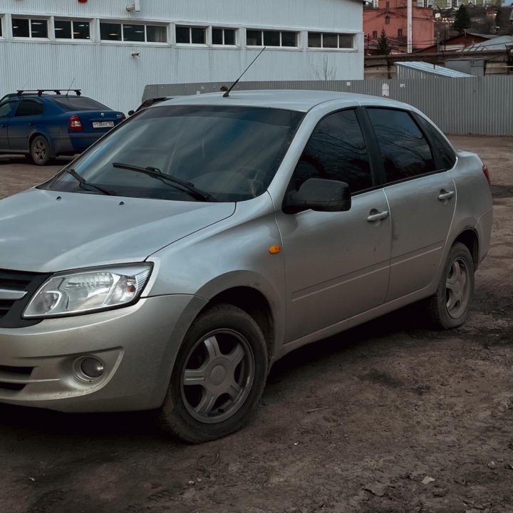 ВАЗ (Lada) Granta, 2012