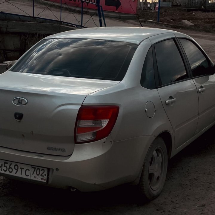 ВАЗ (Lada) Granta, 2012