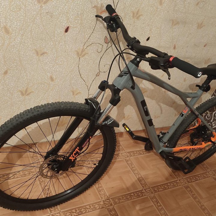 Велосипед gt avalanche 27,5