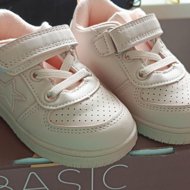 Кросовки 22р