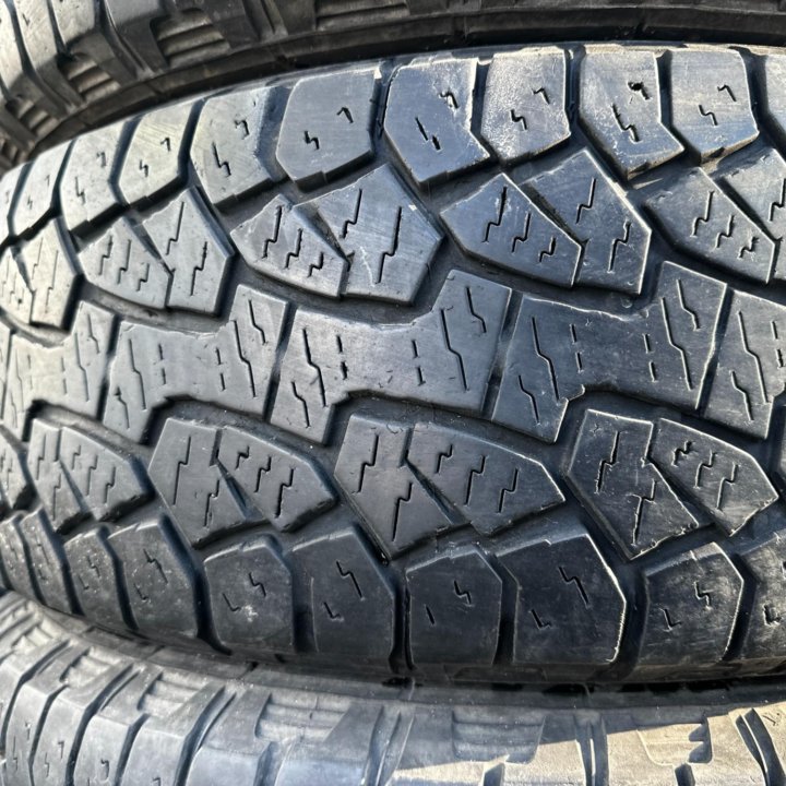 235/60/18 Hankook Dynapro ATm RF10