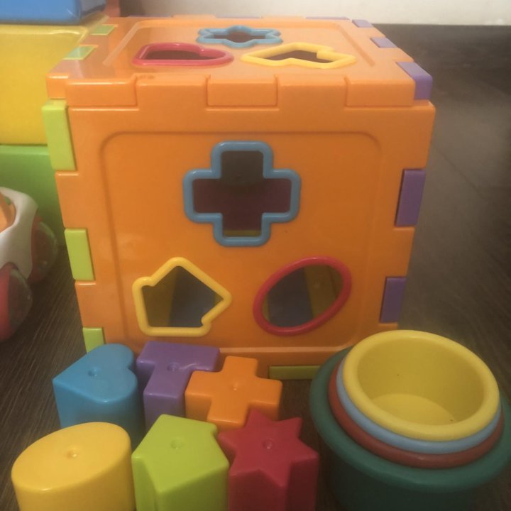 Развивающие игрушки