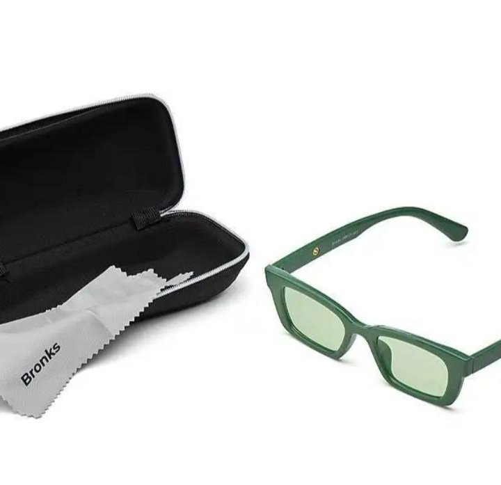 Солнцезащитные очки