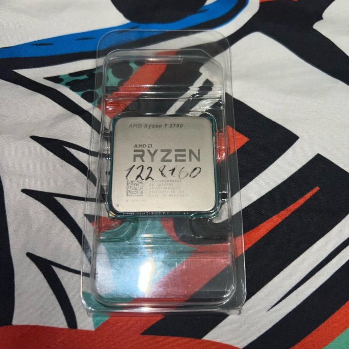 Продам процессор RYZEN 7 2700