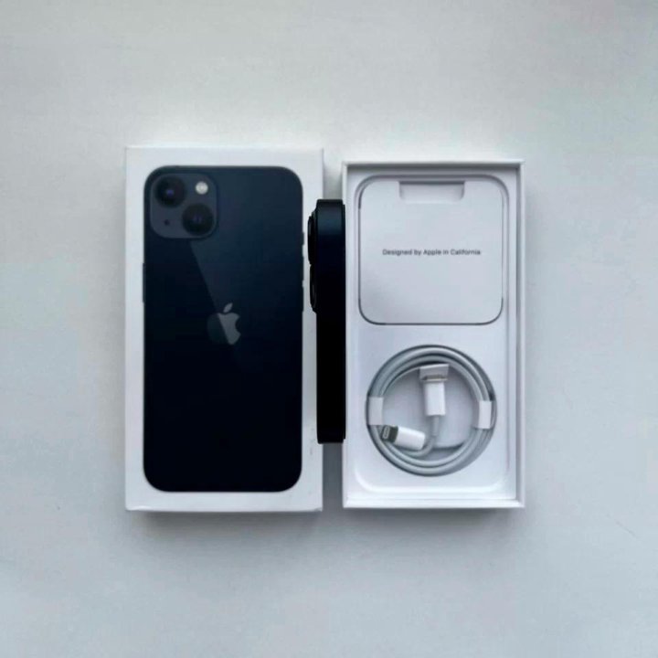 iPhone 13 midnight 128GB