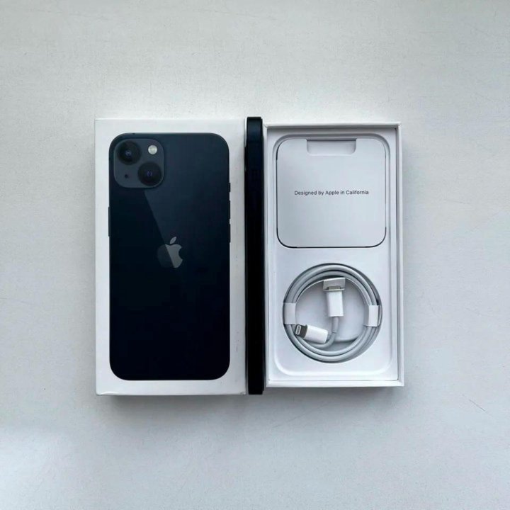 iPhone 13 midnight 128GB