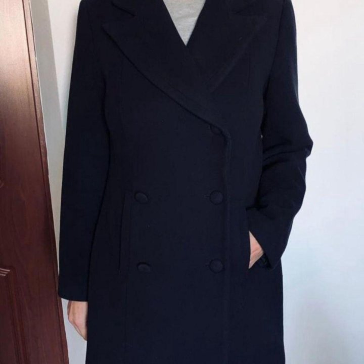 Пальто новое