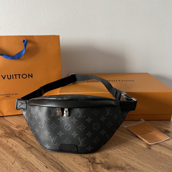 Сумка Louis Vuitton Discovery PM