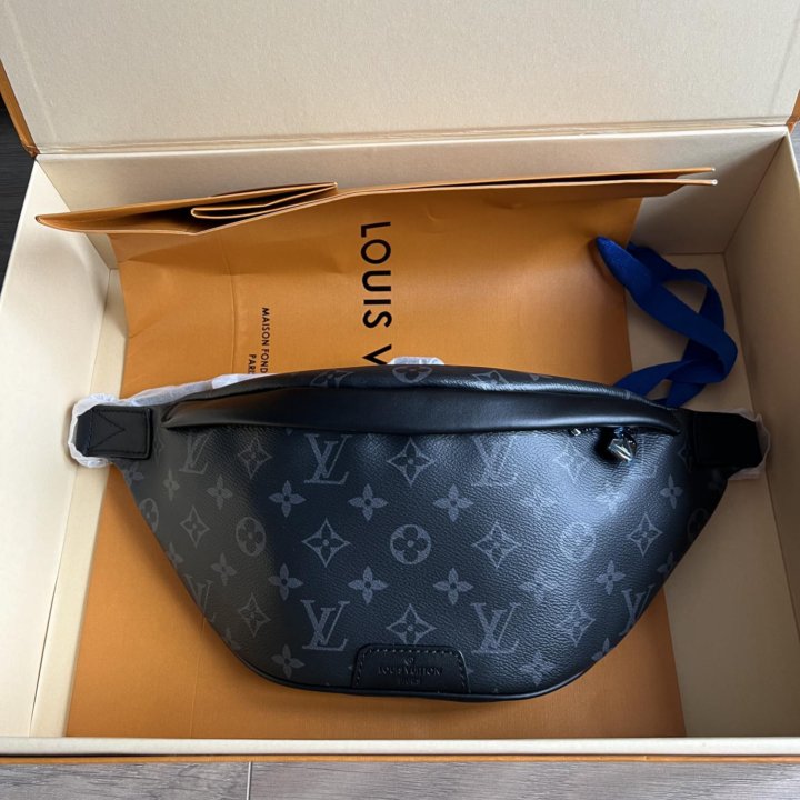 Сумка Louis Vuitton Discovery PM