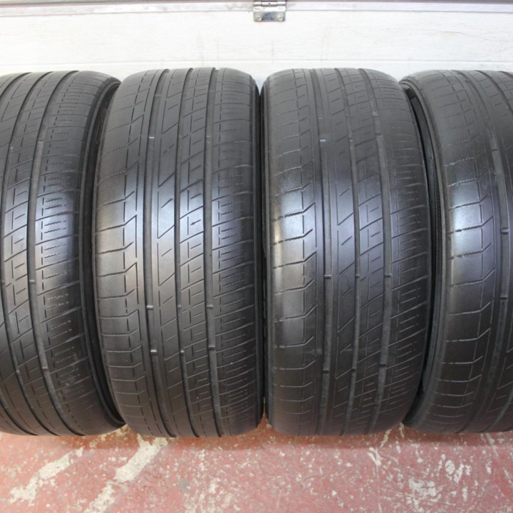 Шины R18 Toyo Tranpath LuII Japan 235/50/R18 4шт