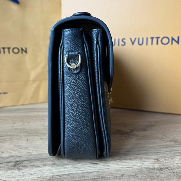 Женская Сумка Louis Vuitton Pochette