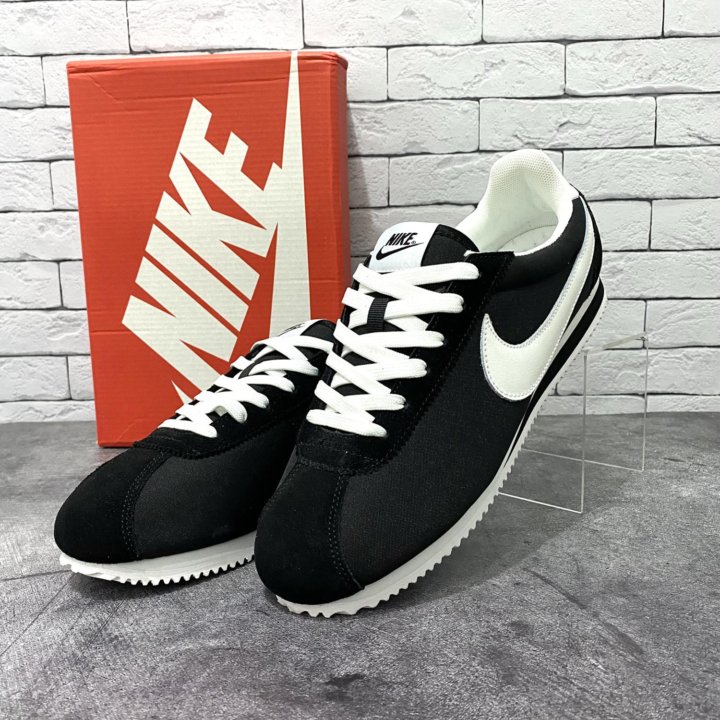 Кроссовки nike cortez