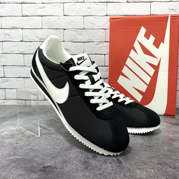 Кроссовки nike cortez