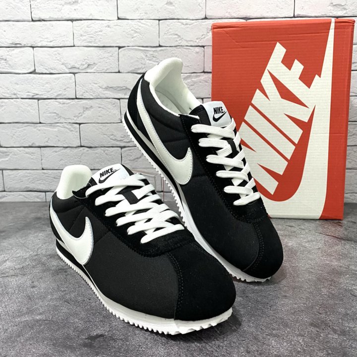 Кроссовки nike cortez