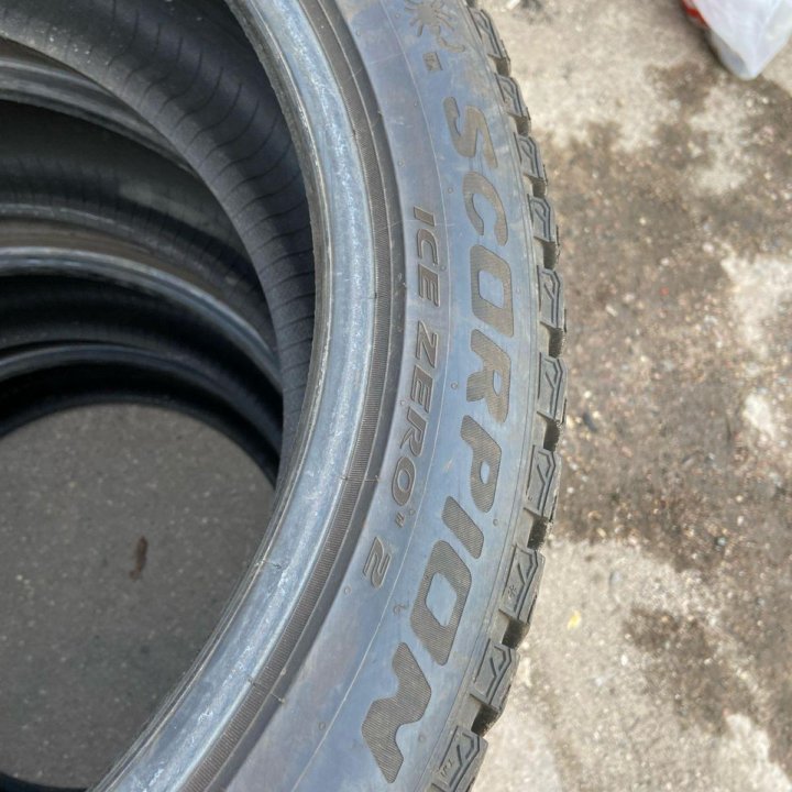 Pirelli Scorpion Ice Zero 2 245/45/20