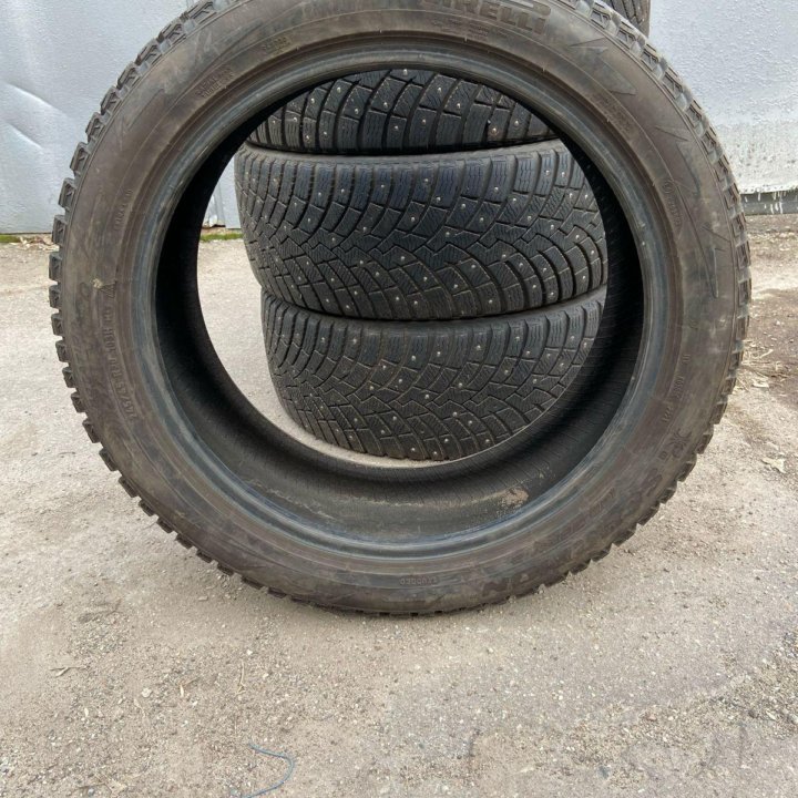 Pirelli Scorpion Ice Zero 2 245/45/20