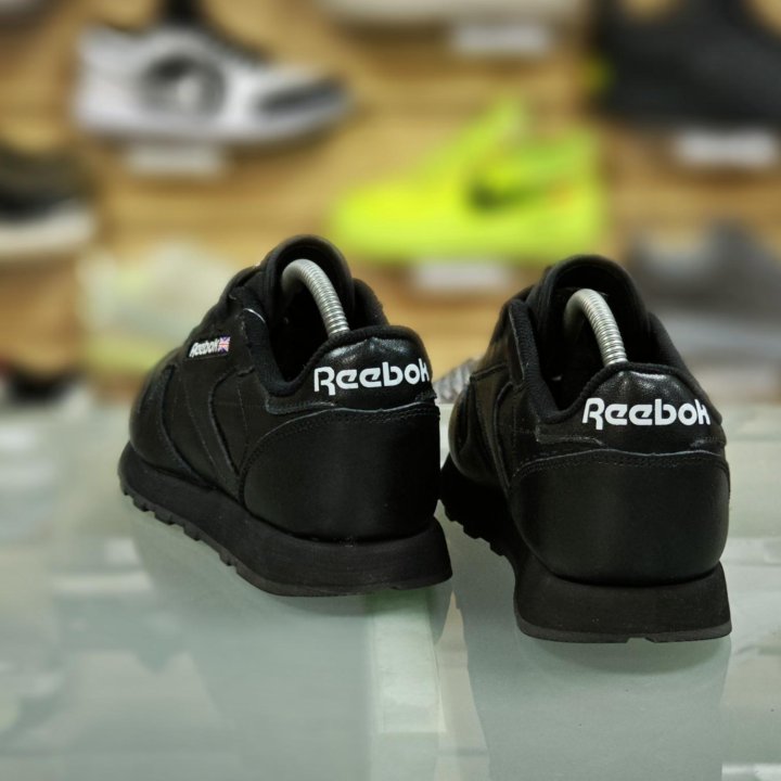 Кроссовки Reebok Classic