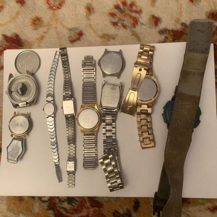 Часы разные