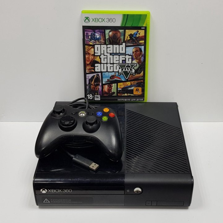 Xbox 360 + игра GTA V