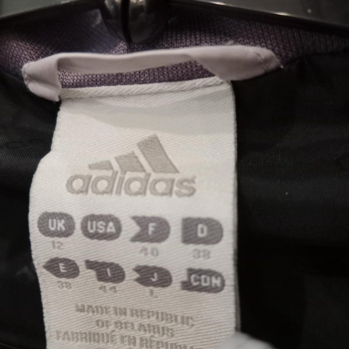 Спортивная женская куртка Adidas