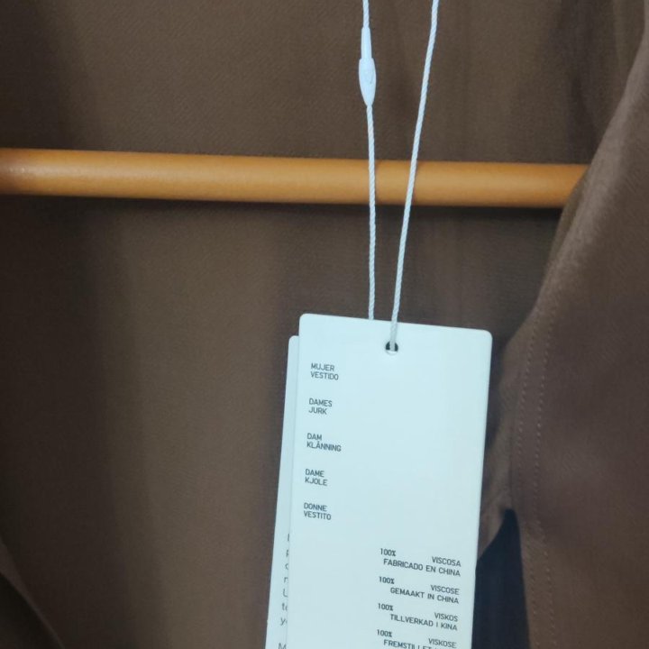 Платье женское UNIQLO