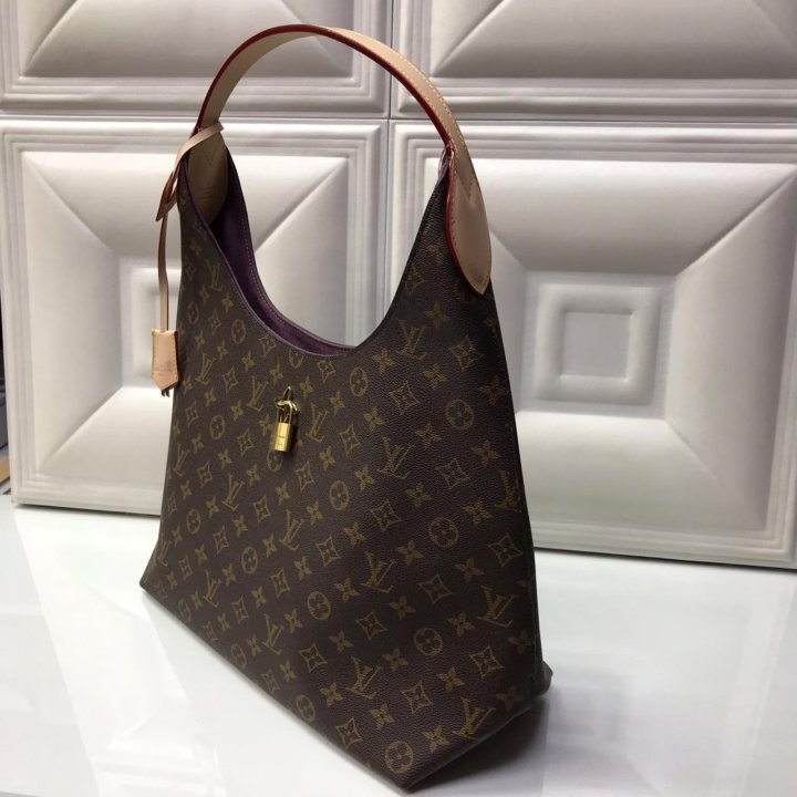 Сумка Louis Vuitton