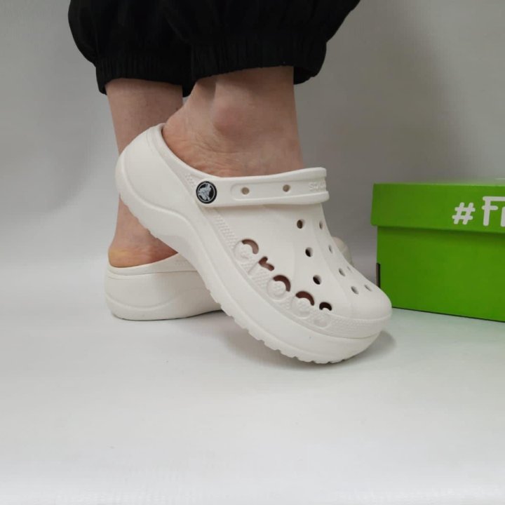 Crocs женские платформа артикул 208186 белый