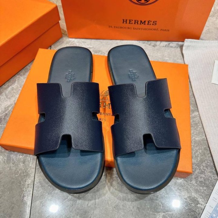 Шлепанци Hermes