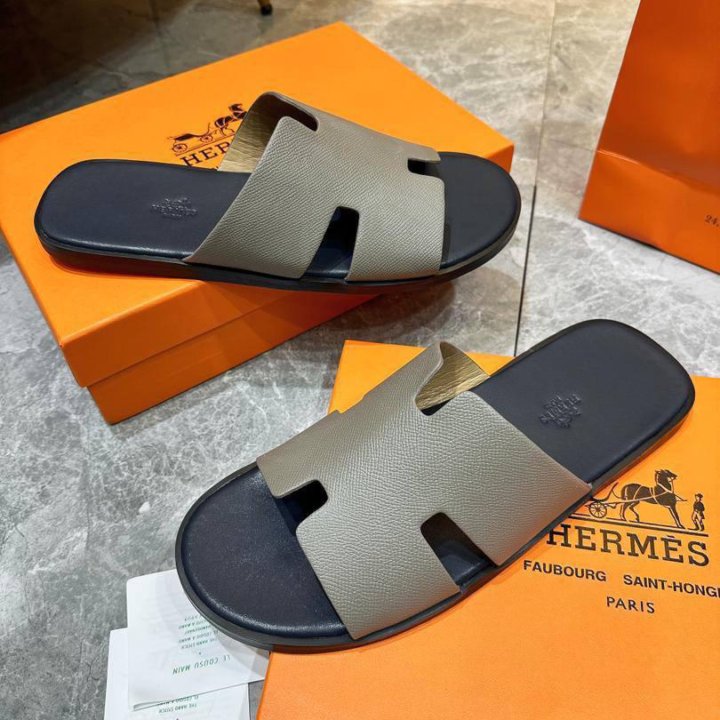 Шлепанци Hermes