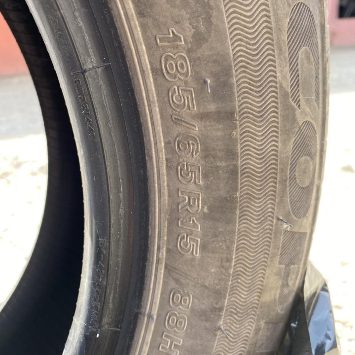 Продам резину лето 185/65 R15