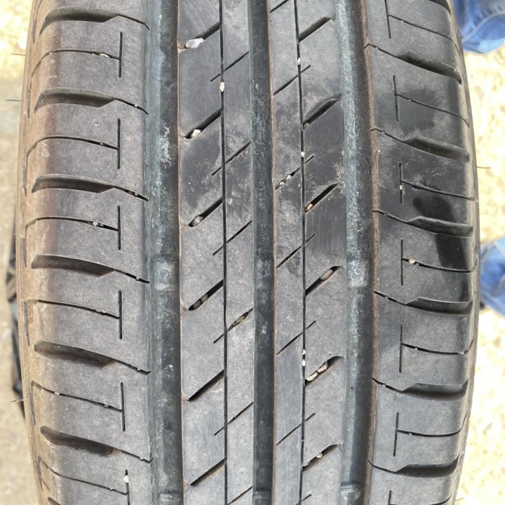 Продам резину лето 185/65 R15